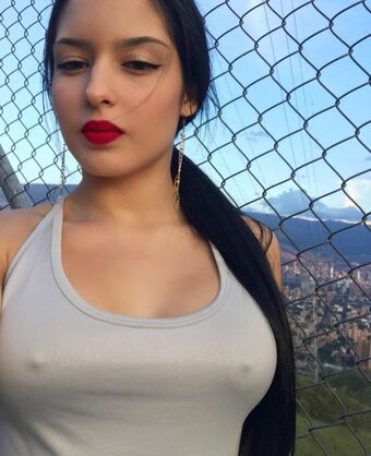 Carolina Tobon Foto Desnuda Filtrada OnlyFans 21