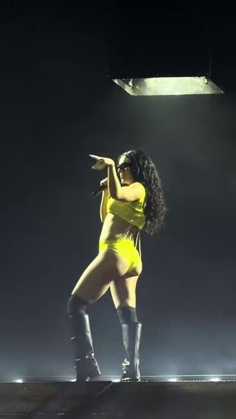 Charli-xcx