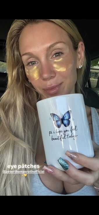 Charlotte Flair Foto Desnuda Filtrada OnlyFans 373