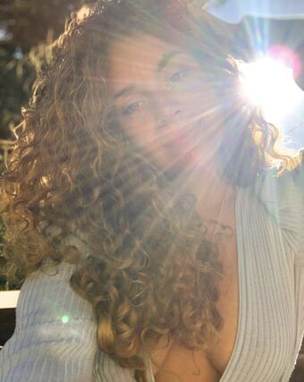 chelly.pop Foto Desnuda Filtrada OnlyFans 11