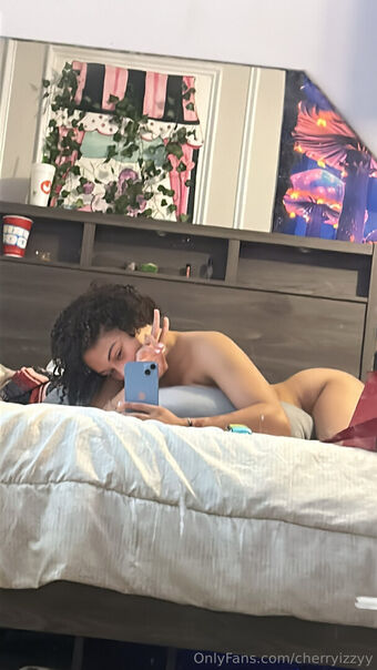 cherryizzyy Foto Desnuda Filtrada OnlyFans 4