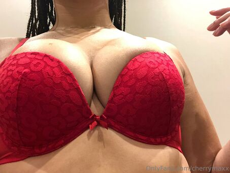 cherrymaxx Foto Desnuda Filtrada OnlyFans 13