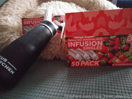 chloe_loves_attention