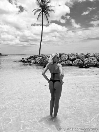 coryonly Foto Desnuda Filtrada OnlyFans 26