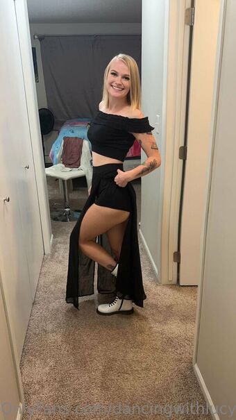 dancingwithlucy Foto Desnuda Filtrada OnlyFans 36