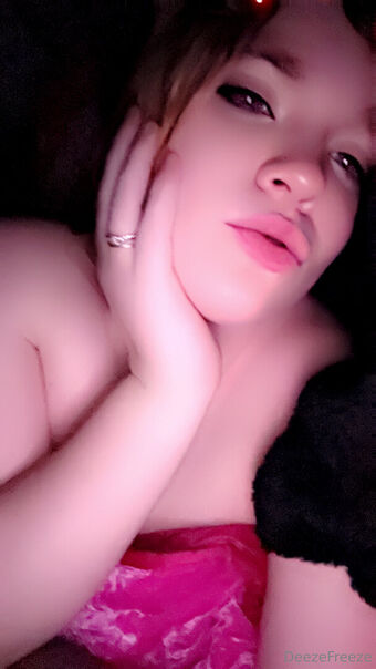 deezefreeze Foto Desnuda Filtrada OnlyFans 30