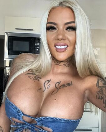 Deminecka Foto Desnuda Filtrada OnlyFans 45