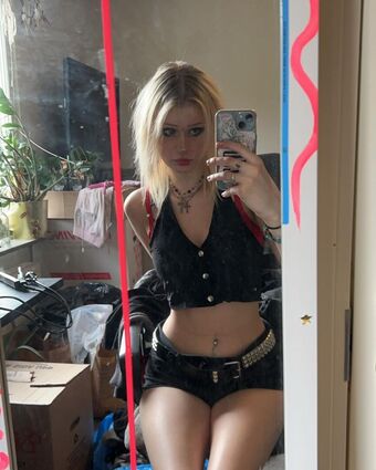 deranged_minx