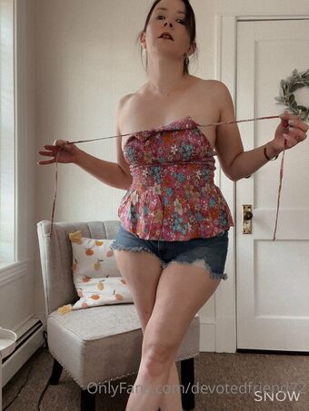 devotedfriend72 Foto Desnuda Filtrada OnlyFans 10