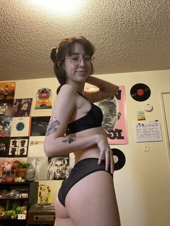 Dinkhoe Foto Desnuda Filtrada OnlyFans 3
