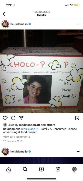 Dixie D Amelio