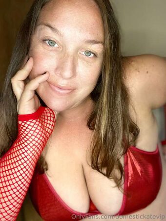 Domestic Kate Foto Desnuda Filtrada OnlyFans 19