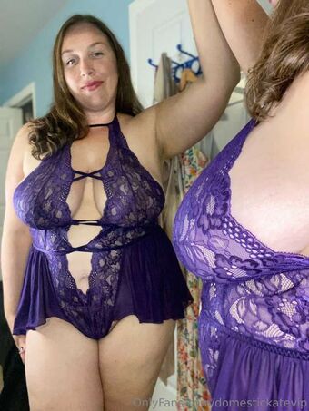 Domestic Kate Foto Desnuda Filtrada OnlyFans 20