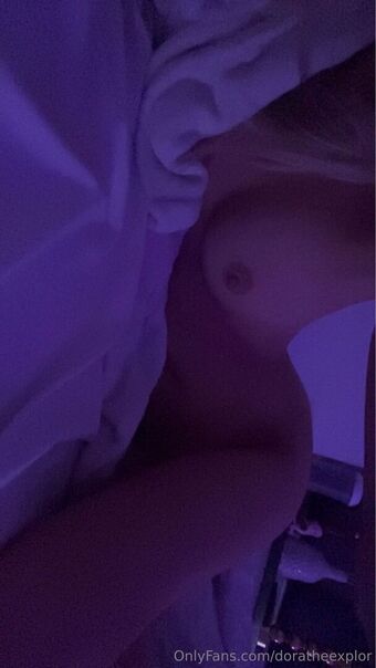 doratheexplor Foto Desnuda Filtrada OnlyFans 4