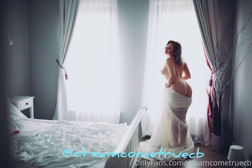 dreamcometruecb Foto Desnuda Filtrada OnlyFans 3