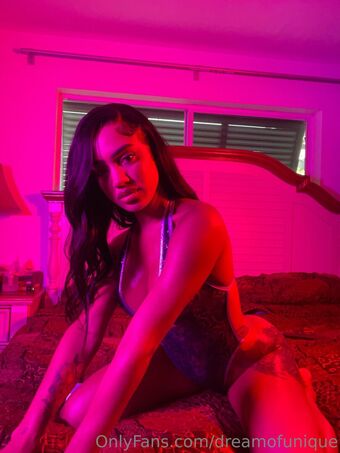 dreamofunique Foto Desnuda Filtrada OnlyFans 13