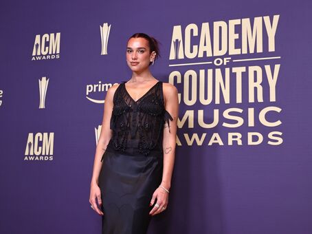 Dua-lipa