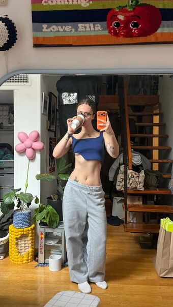 ellaemhoff Foto Desnuda Filtrada OnlyFans 19