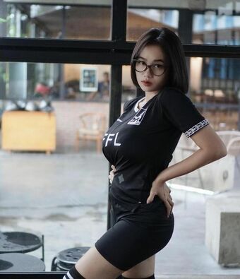 Elvara Caliva Foto Desnuda Filtrada OnlyFans 24