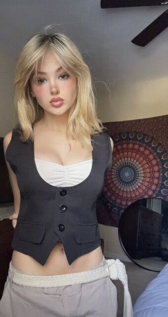 Ember Vail Foto Desnuda Filtrada OnlyFans 17