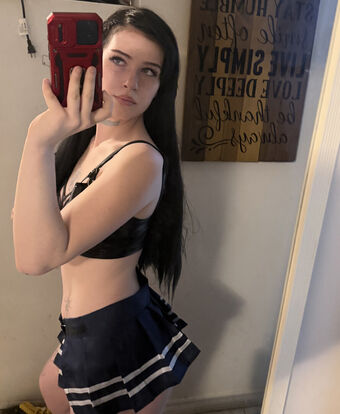 Emelia Asmr Foto Desnuda Filtrada OnlyFans 53