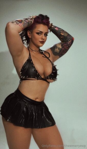 EmeryEXP Foto Desnuda Filtrada OnlyFans 32