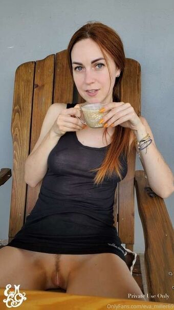 Eva Miller Kinky Foto Desnuda Filtrada OnlyFans 10