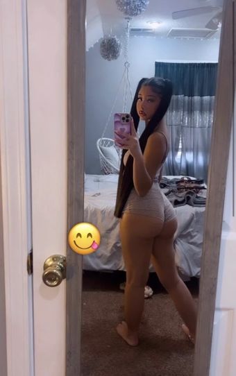 foreign.kattt Foto Desnuda Filtrada OnlyFans 1