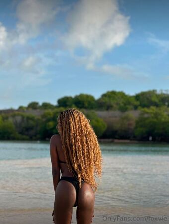 Foxvie Foto Desnuda Filtrada OnlyFans 6