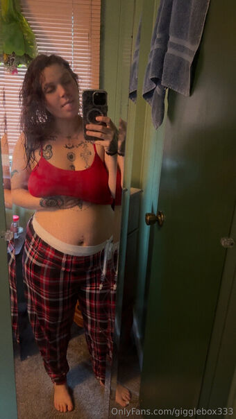 gigglebox333 Foto Desnuda Filtrada OnlyFans 19