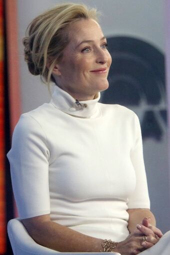 Gillian Anderson