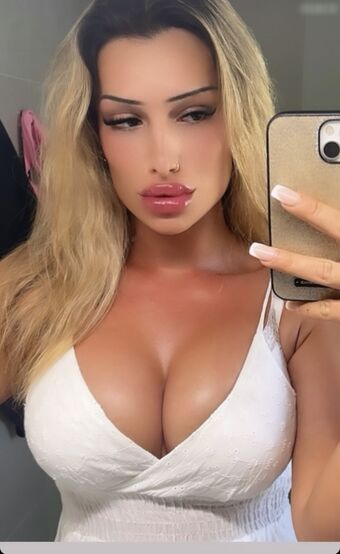 _Glamzon_ Foto Desnuda Filtrada OnlyFans 8