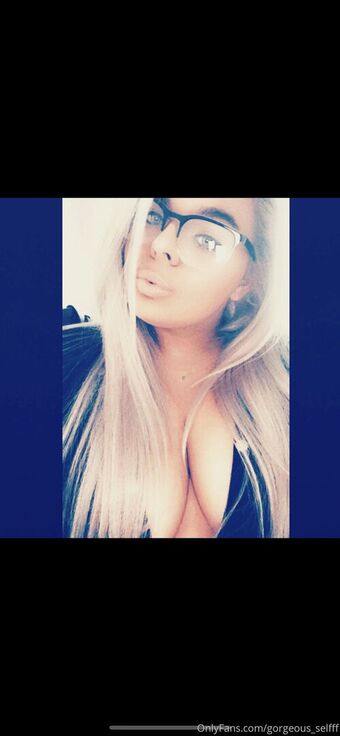 gorgeous_selfff