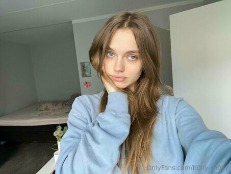 h0lly_m0lly