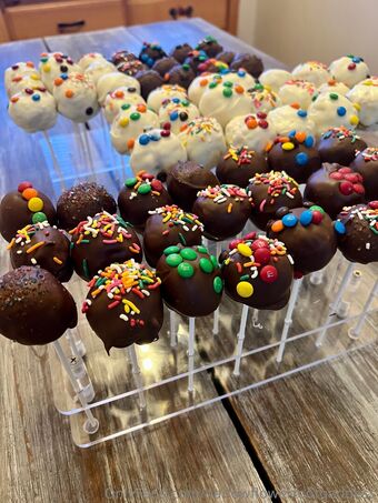 harlowflowerfootgoddess