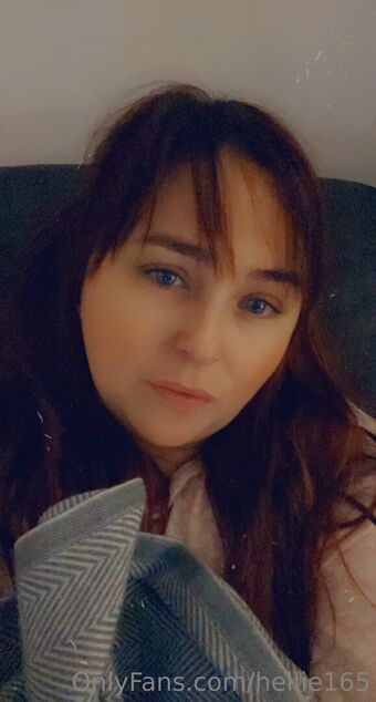 hellie165 Foto Desnuda Filtrada OnlyFans 3
