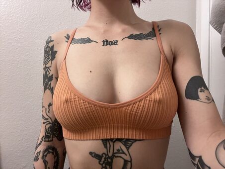 helluhvegan Foto Desnuda Filtrada OnlyFans 10