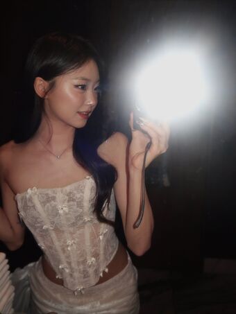 Hena Yang Foto Desnuda Filtrada OnlyFans 79