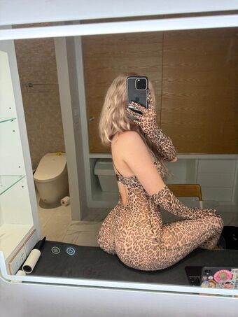 holylolly Foto Desnuda Filtrada OnlyFans 21