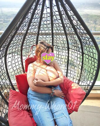 Hotwife Rashi Foto Desnuda Filtrada OnlyFans 4