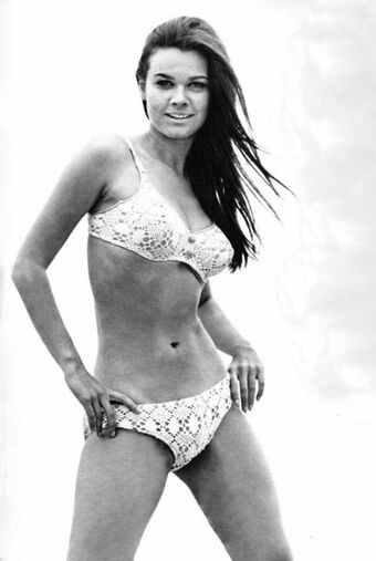 Imogen Hassall