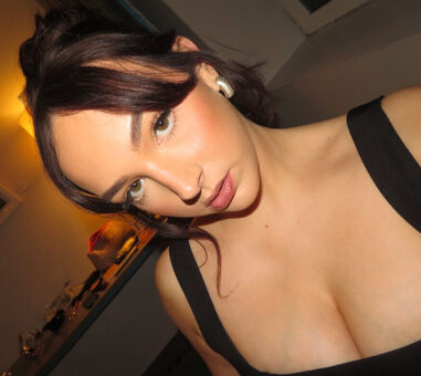 Isabelle Smith (Hollyoaks) Foto Desnuda Filtrada OnlyFans 2