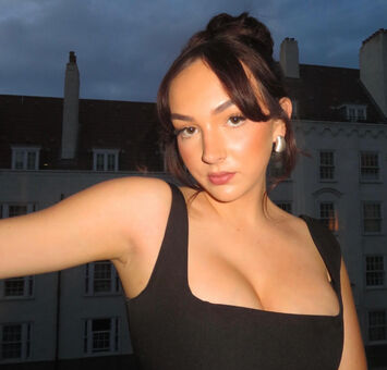 Isabelle Smith (Hollyoaks) Foto Desnuda Filtrada OnlyFans 5