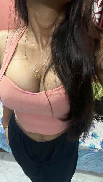 itz_me_saheli_official