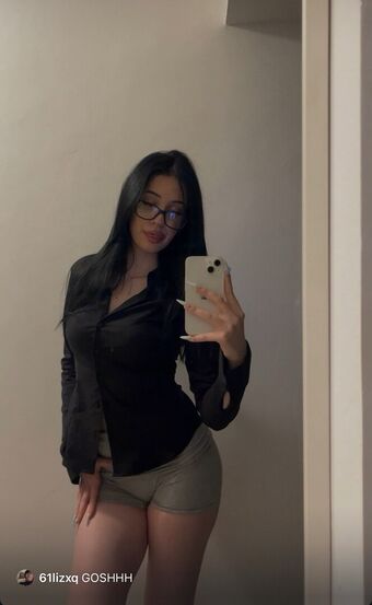 iuliascs Foto Desnuda Filtrada OnlyFans 1