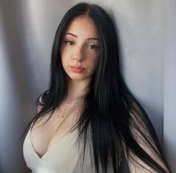 iuliascs Foto Desnuda Filtrada OnlyFans 5