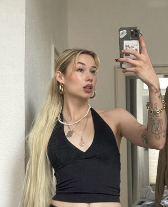 Janaxnell
