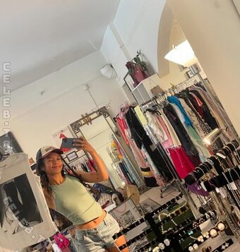 Jaz Sinclair Foto Desnuda Filtrada OnlyFans 24