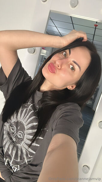 jeannejamvip