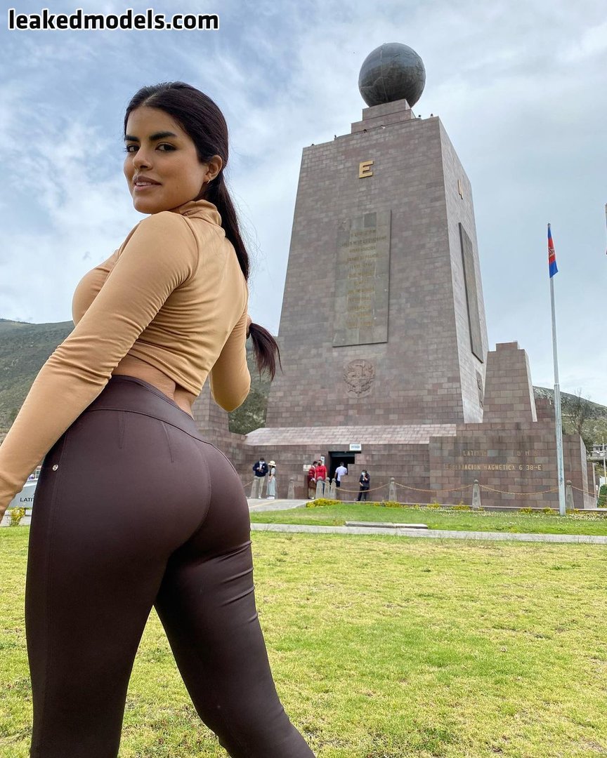 Jesi Quirola  jesiquirola Foto Desnuda Filtrada OnlyFans 1 - Modelos  Filtradas